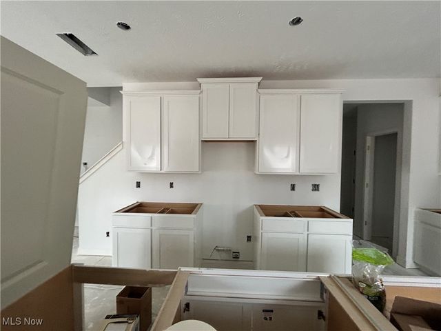 5079 Shepherds Glen, Willoughby, OH 44094