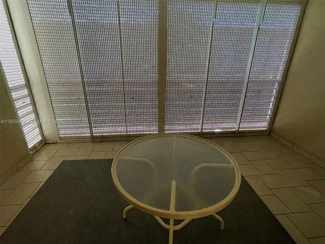 4975 E Sabal Palm Boulevard 208, Tamarac, FL 33319