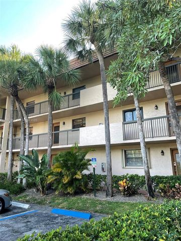 4975 E Sabal Palm Boulevard 208, Tamarac, FL 33319