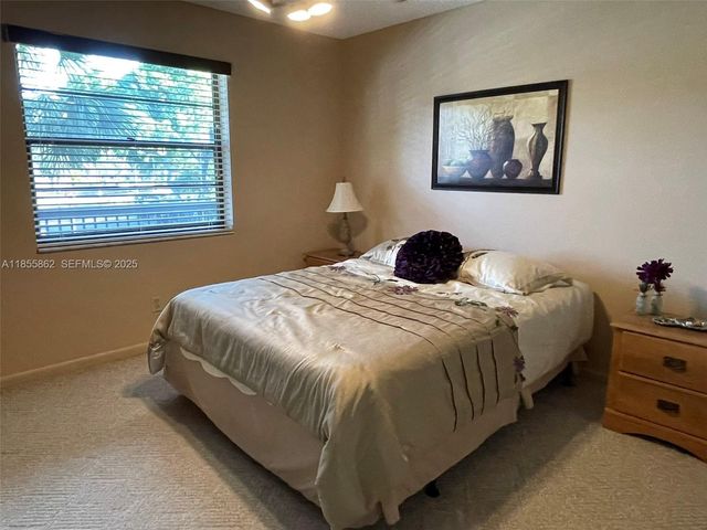 4975 E Sabal Palm Boulevard 208, Tamarac, FL 33319