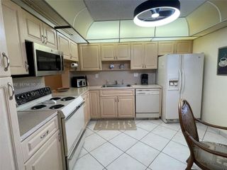 4975 E Sabal Palm Boulevard 208, Tamarac, FL 33319