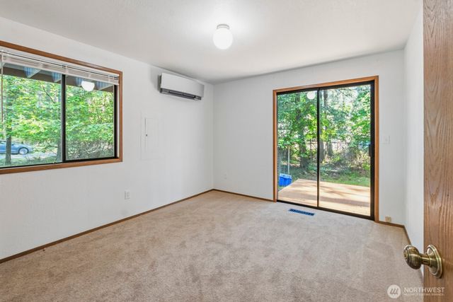 7651 Redstart Drive SE, Olympia, WA 98513