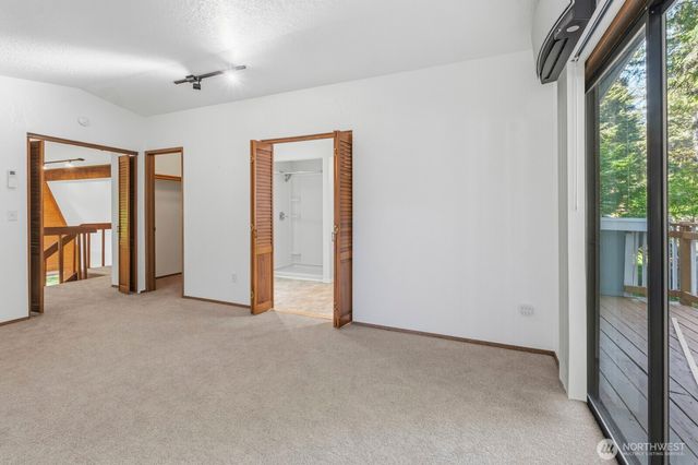 7651 Redstart Drive SE, Olympia, WA 98513