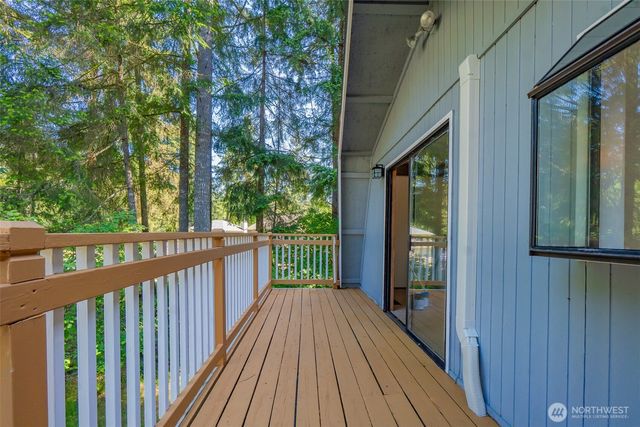 7651 Redstart Drive SE, Olympia, WA 98513