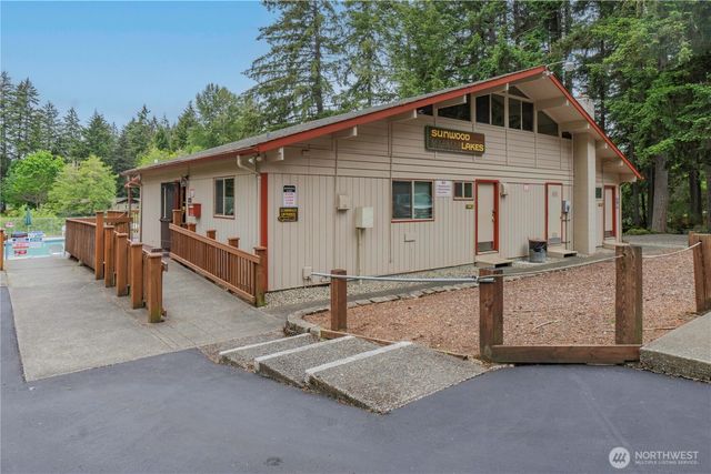 7651 Redstart Drive SE, Olympia, WA 98513