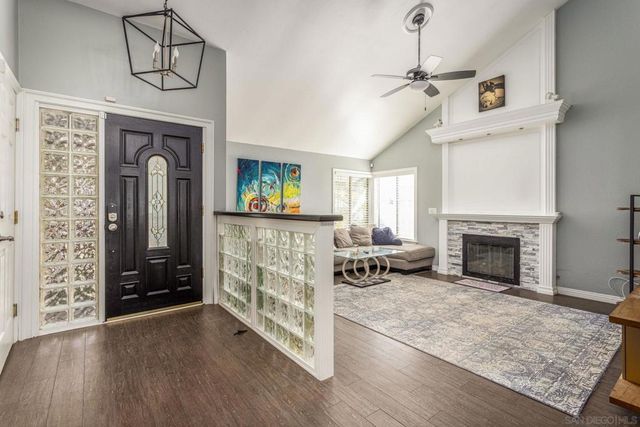 532 Kempton St, Spring Valley, CA 91977