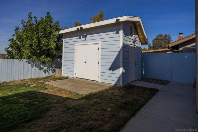 532 Kempton St, Spring Valley, CA 91977