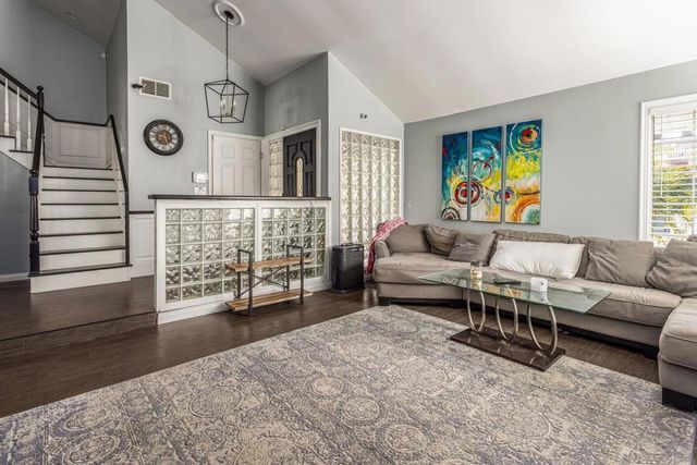 532 Kempton St, Spring Valley, CA 91977