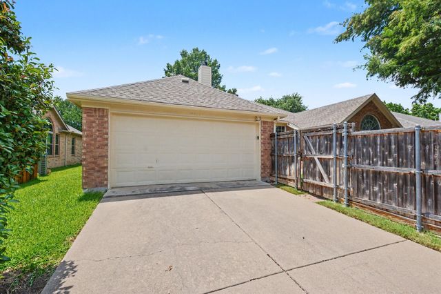8820 Clear Sky Drive, Plano, TX 75025