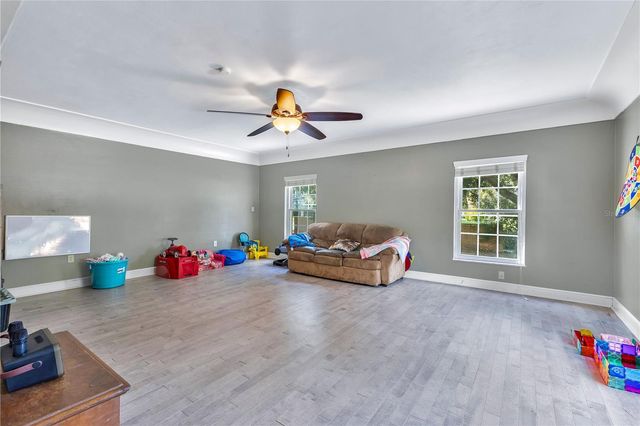 811 FAIRLINGTON DRIVE, Lakeland, FL 33813