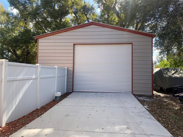 811 FAIRLINGTON DRIVE, Lakeland, FL 33813