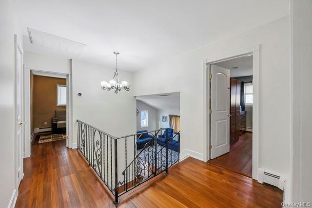 3 Avelaine Court, Babylon, NY 11702