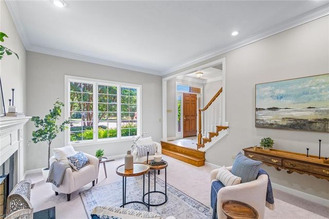 1 Island View DR, Newport News, VA 23602