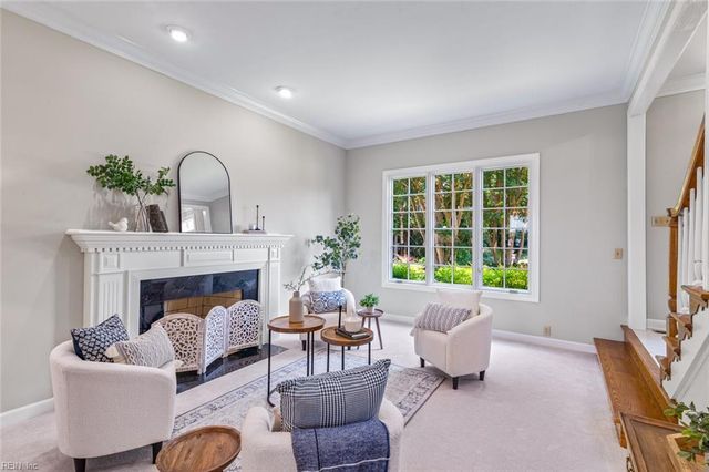 1 Island View DR, Newport News, VA 23602