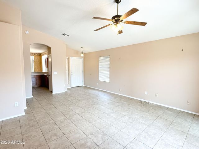 5061 W Glenview Place, Chandler, AZ 85226