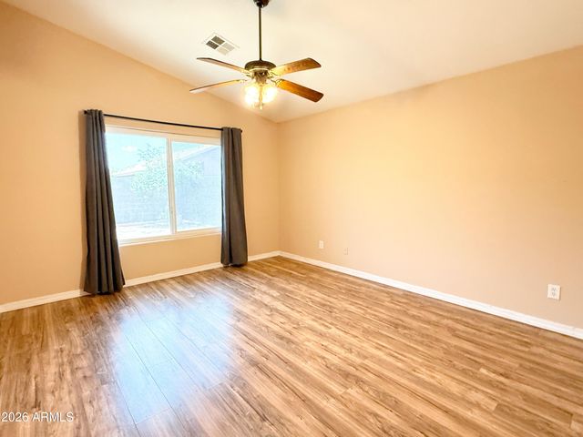 5061 W Glenview Place, Chandler, AZ 85226