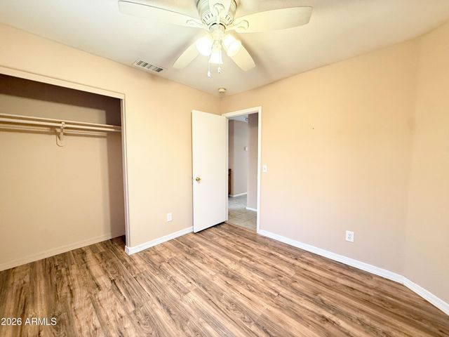 5061 W Glenview Place, Chandler, AZ 85226