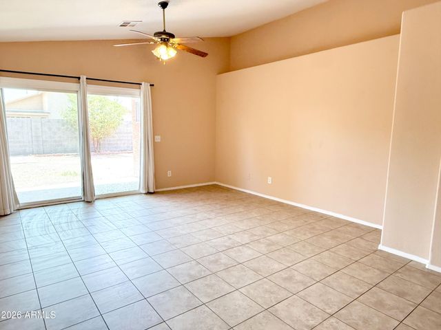 5061 W Glenview Place, Chandler, AZ 85226
