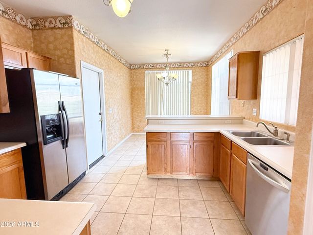 5061 W Glenview Place, Chandler, AZ 85226