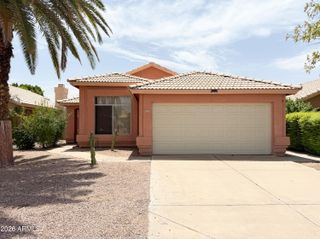 5061 W Glenview Place, Chandler, AZ 85226