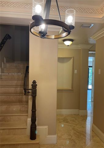 6230 Paradise Point Drive 6230, Palmetto Bay, FL 33157