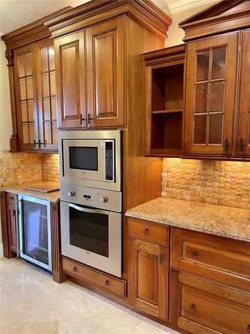 6230 Paradise Point Drive 6230, Palmetto Bay, FL 33157