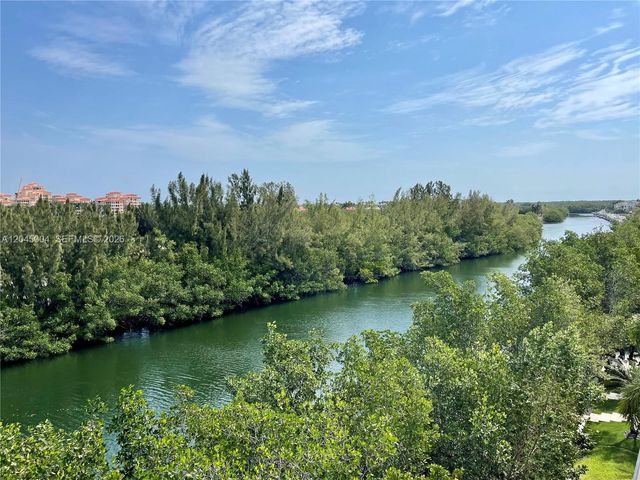 6230 Paradise Point Drive 6230, Palmetto Bay, FL 33157