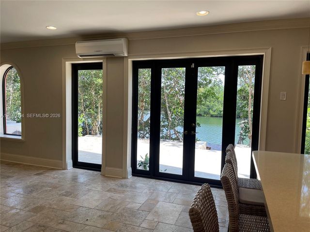 6230 Paradise Point Drive 6230, Palmetto Bay, FL 33157