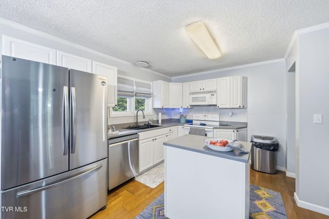 338 Old Milligan Highway, Johnson City, TN 37601