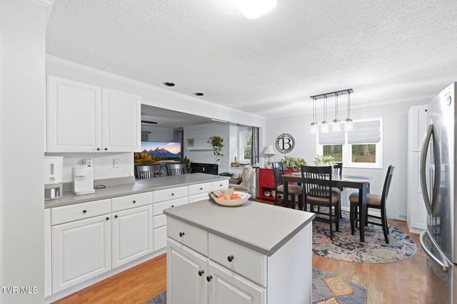 338 Old Milligan Highway, Johnson City, TN 37601