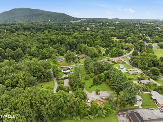 338 Old Milligan Highway, Johnson City, TN 37601