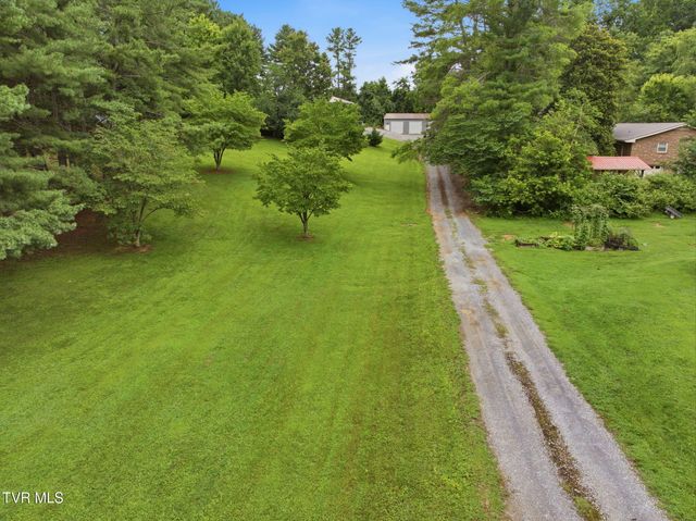 338 Old Milligan Highway, Johnson City, TN 37601