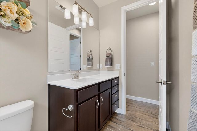 5204 BULLSEYE Road NE, Rio Rancho, NM 87144