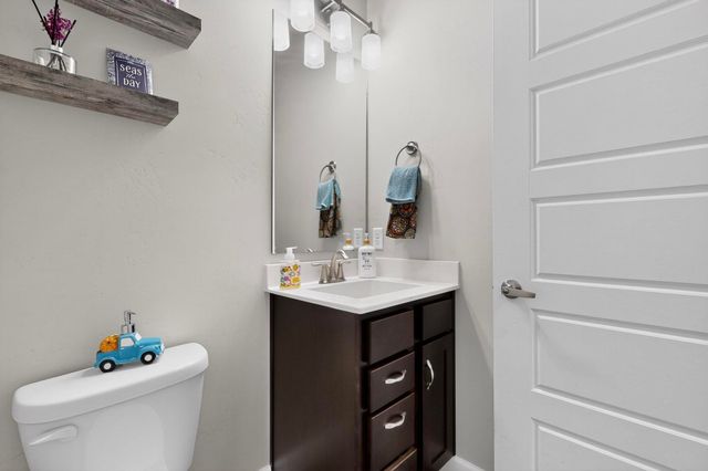 5204 BULLSEYE Road NE, Rio Rancho, NM 87144