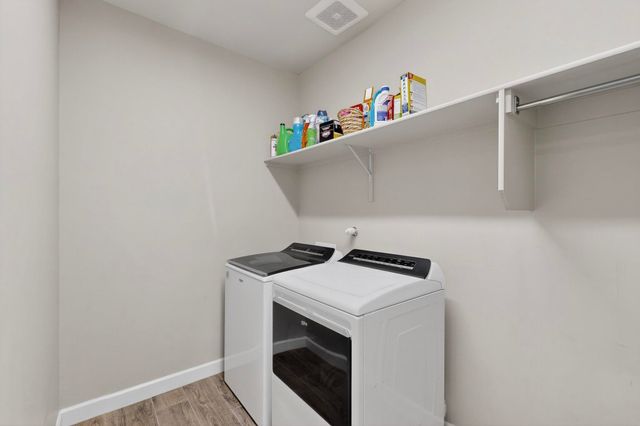 5204 BULLSEYE Road NE, Rio Rancho, NM 87144