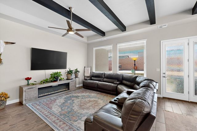 5204 BULLSEYE Road NE, Rio Rancho, NM 87144