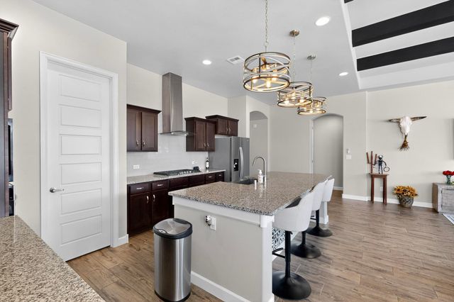 5204 BULLSEYE Road NE, Rio Rancho, NM 87144