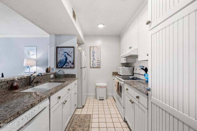 2 Harbor Dr N Unit L205, St. Helena Island, SC 29920