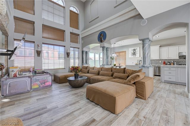 9738 Bear Trap Court, Las Vegas, NV 89178