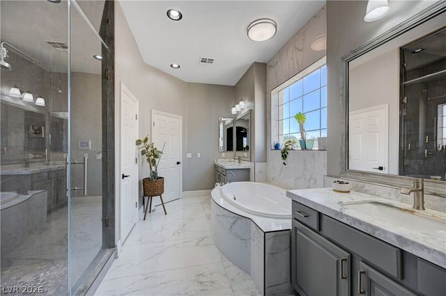 9738 Bear Trap Court, Las Vegas, NV 89178