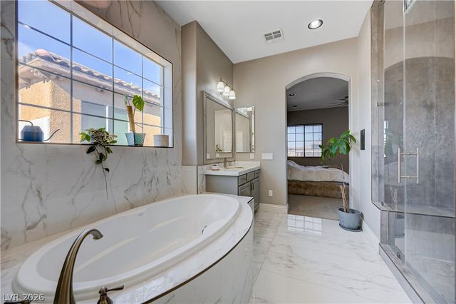 9738 Bear Trap Court, Las Vegas, NV 89178