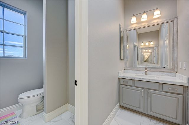 9738 Bear Trap Court, Las Vegas, NV 89178