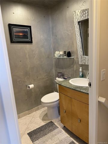 100 W Broadway 6L, Long Beach, NY 11561