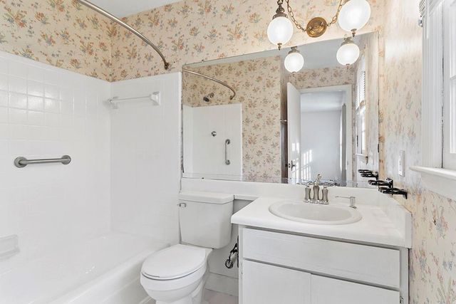 2037 Greentree Parkway, Macon, GA 31220