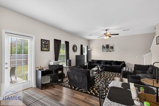 1864 Wiregrass Way, Hinesville, GA 31313