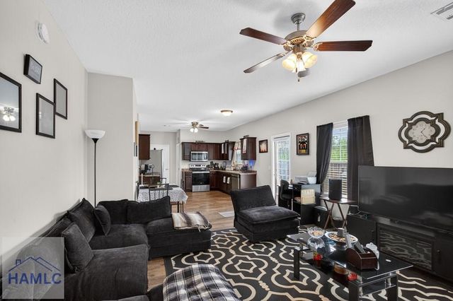 1864 Wiregrass Way, Hinesville, GA 31313