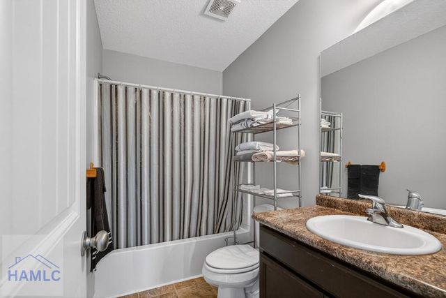 1864 Wiregrass Way, Hinesville, GA 31313