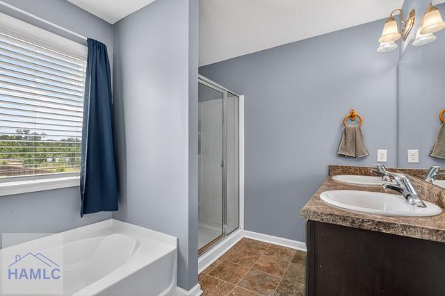 1864 Wiregrass Way, Hinesville, GA 31313