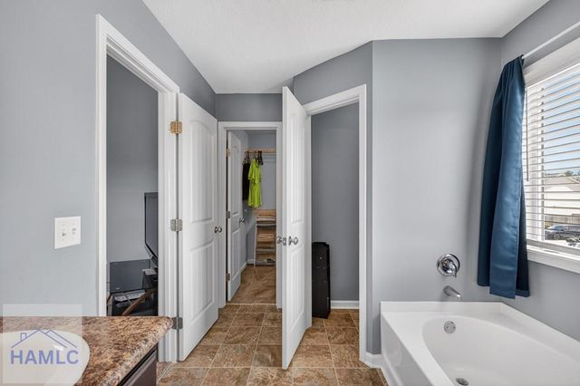 1864 Wiregrass Way, Hinesville, GA 31313