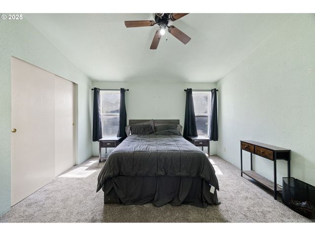 25017 DUNHAM Ave, Veneta, OR 97487